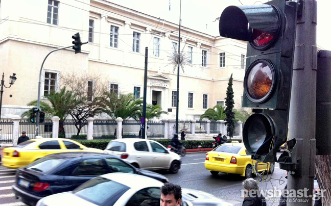 Τέταρτη μέρα χωρίς φανάρια στο κέντρο