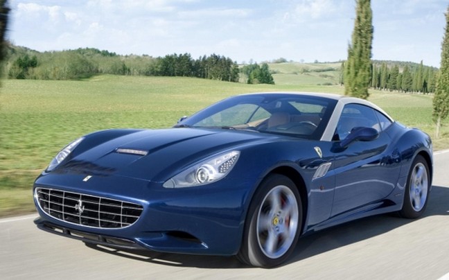 Eλαφρύτερη και ισχυρότερη Ferrari California