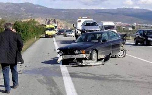 Τι πρέπει να κάνετε εάν τρακάρετε με ανασφάλιστο όχημα