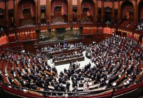 Εγκρίθηκε το σχέδιο προϋπολογισμού για το 2013 στην Ιταλία