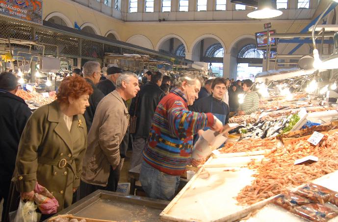 Ανοιχτή όλο το βράδυ η Βαρβάκειος