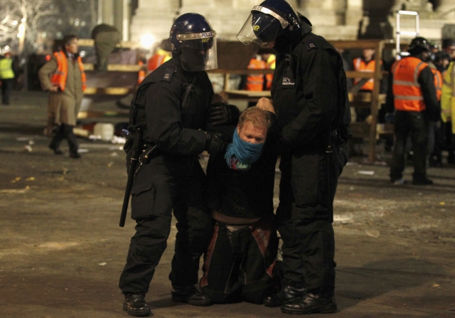 Συλλήψεις στην «κατασκήνωση» του Occupy London
