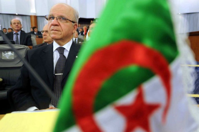 Η Αλγερία δε θα επιτρέψει στην οικογένεια Καντάφι να επέμβει στη Λιβύη