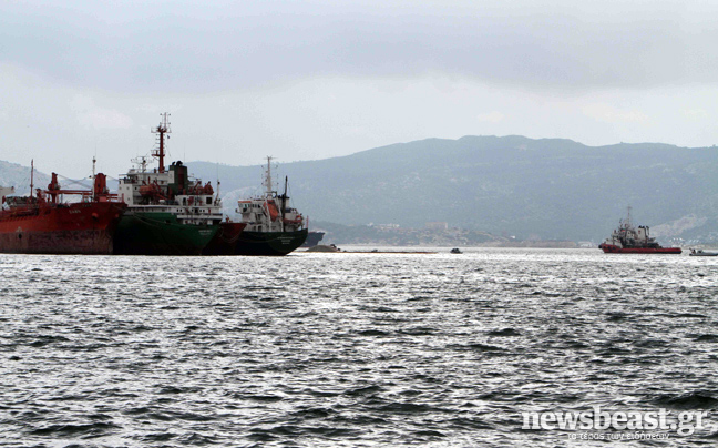 Νεκρός ο πλοίαρχος του σκάφους που βυθίστηκε στην Ελευσίνα