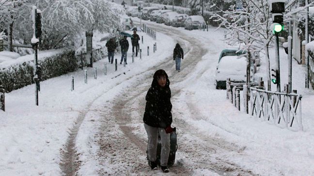 Στο σκοτάδι 22.000 σπίτια στη Γαλλία