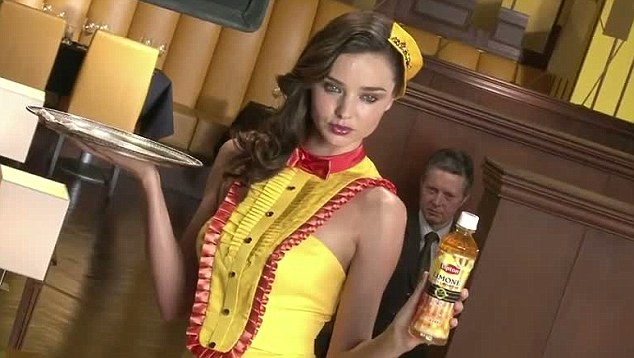 «Παγωμένη» Miranda Kerr