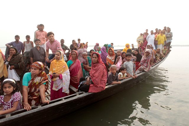 Ανεβαίνει ο αριθμός των θυμάτων στο Μπανγκλαντές