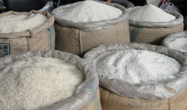 Απαγόρευση εισαγωγής ακατάλληλου ρυζιού από το Πακιστάν