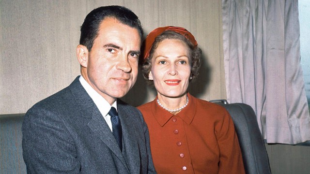 Μια έκθεση που&#8230; στάζει μέλι!