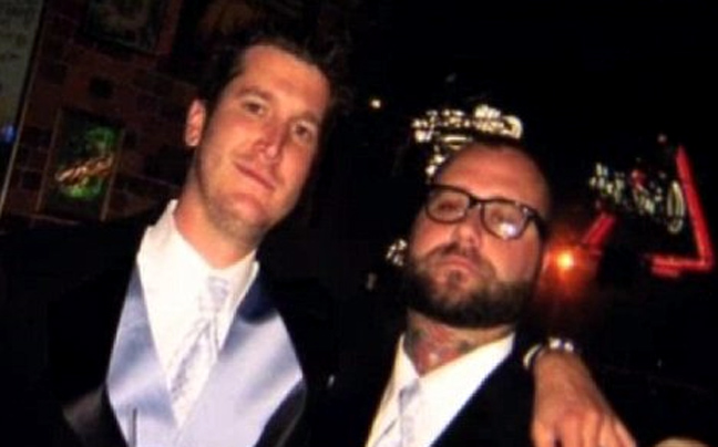 Λαμβάνουν e-mail από τον νεκρό φίλο τους!