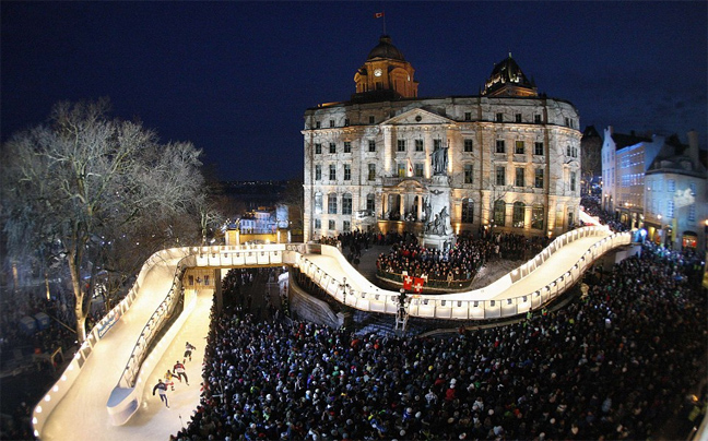 Ο τελικός του «Red Bull Crashed Ice» στο Κεμπέκ του Καναδά