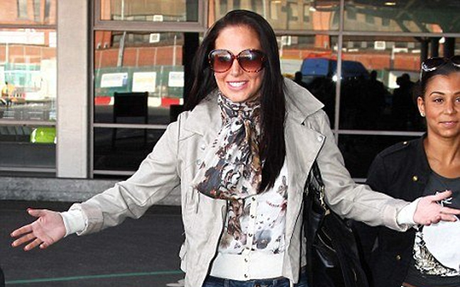 Η Tulisa Contostavlos πρωταγωνιστεί σε ακατάλληλο βίντεο!