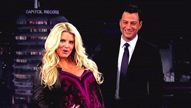 «Δεν περιμένω δίδυμα απλά έχω πολύ αμνιακό υγρό»