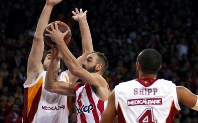 Άντερσεν: Δύσκολο να κερδίσεις τον Ολυμπιακό