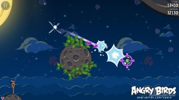 Κυκλοφόρησε το Angry Birds Space