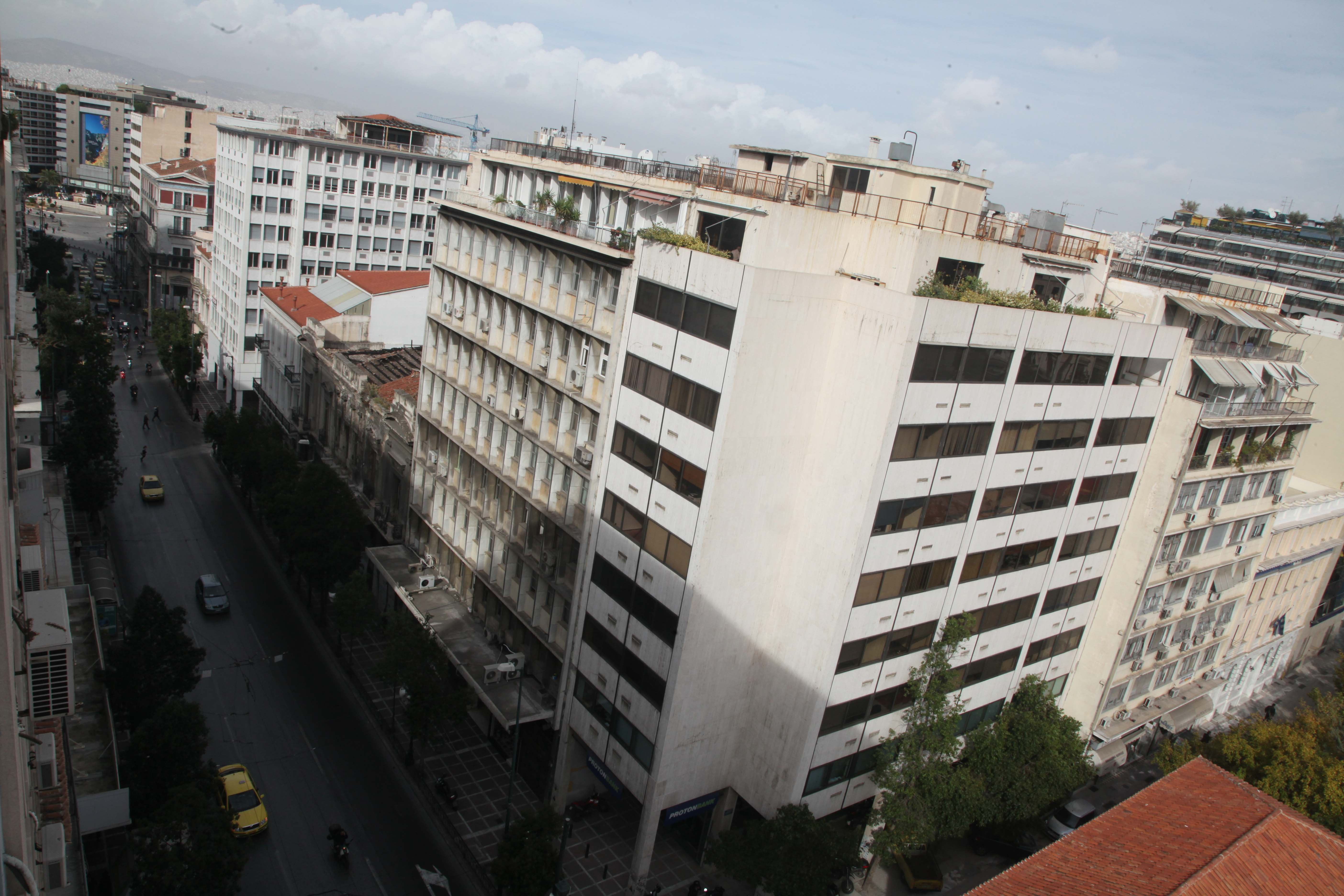 Τον θεσμό της επιφάνειας ενεργοποιεί η Κυβέρνηση