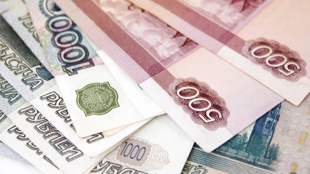 Με ρούβλια από τον Απρίλιο οι συναλλαγές στην Κριμαία