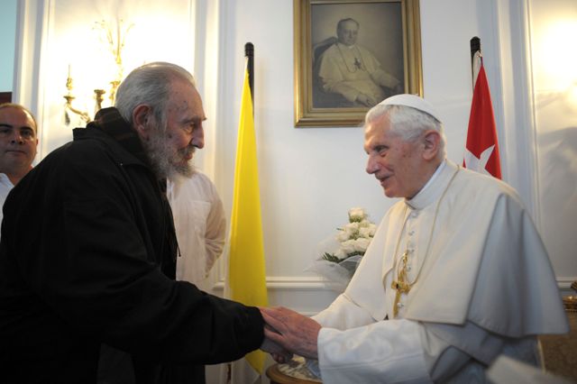 Με το Φιντέλ Κάστρο συναντήθηκε ο Πάπας Βενέδικτος