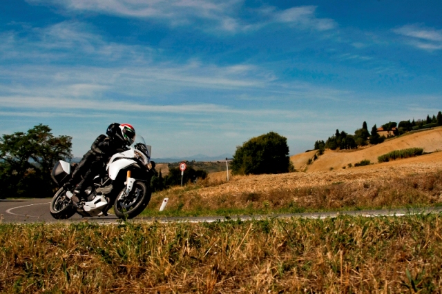 Ένα Σαββατοκύριακο παρέα με τη Ducati