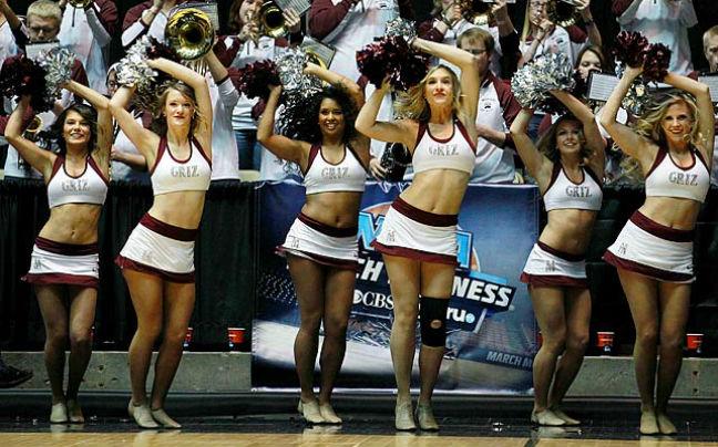 Ο απίθανος κόσμος των cheerleaders