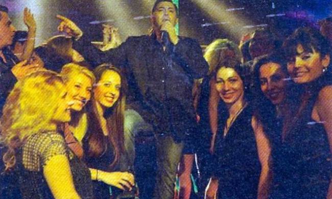 Ο Νίκος Μακρόπουλος και το χαρέμι του…