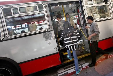 Οι νέοι εγκαταλείπουν το αυτοκίνητο