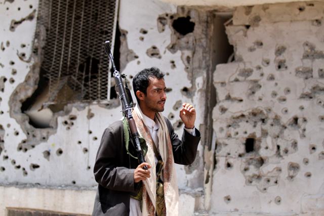 Τριάντα νεκροί σε μάχες στην Υεμένη