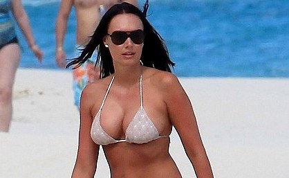 Η Tamara Ecclestone και οι πλούσιες καμπύλες της