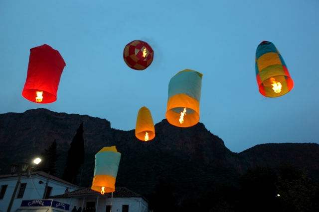 Πάσχα με αερόστατα στο Λεωνίδιο