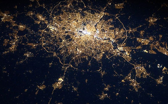 Πώς φαίνεται το Λονδίνο από το διάστημα