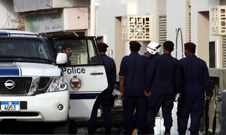 Δύο σοβαρά τραυματισμένοι αστυνομικοί στο Μπαχρέιν