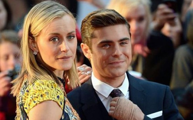 «Μια θαυμάστρια με δάγκωσε»