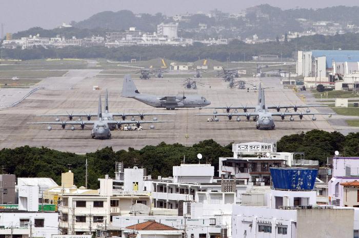 Απομακρύνονται χιλιάδες πεζοναύτες από την Οκινάουα