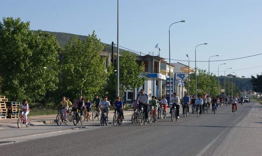 Μεγάλη επιτυχία είχε η ποδηλατοβόλτα στη Βόνιτσα