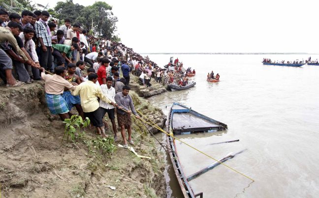 Δεκαεννέα νεκροί σε ναυάγιο σε ποτάμι της Ινδίας