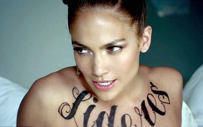 Τα εντυπωσιακά τατουάζ της Jennifer Lopez