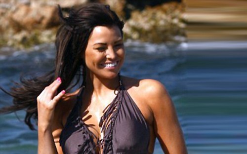 Η Jessica Wright διαθέτει μία πλούσια συλλογή μαγιό