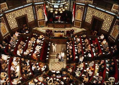 Εκλέγουν νέο Κοινοβούλιο στη Συρία