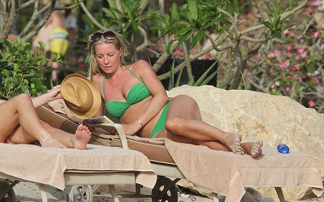 Στα… καλύτερά της η Denise Van Outen