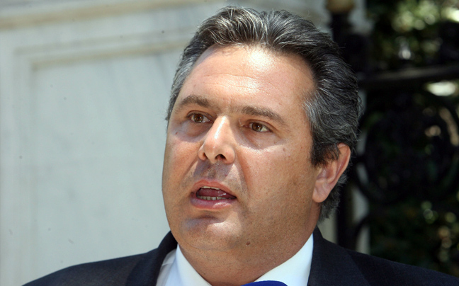 «Η αποστασία αρχίζει πάντα με τους επαγγελματίες τύπου Μανώλη»