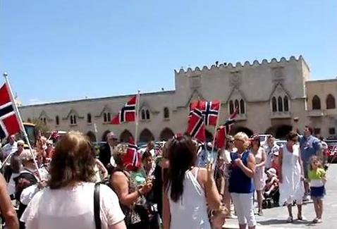 Πορεία στο κέντρο της Ρόδου πραγματοποίησαν Νορβηγοί