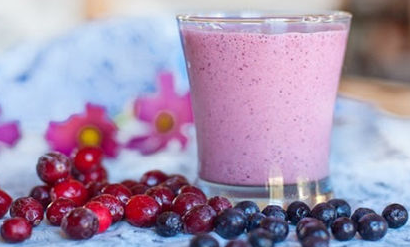 Pink Smoothie με γιαούρτι