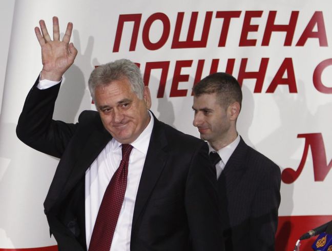 Η Ε.Ε. συγχαίρει το νικητή των σερβικών εκλογών