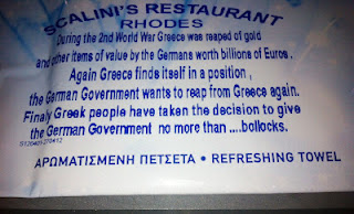 Τα «χώνει» με την… πετσέτα στους Γερμανούς