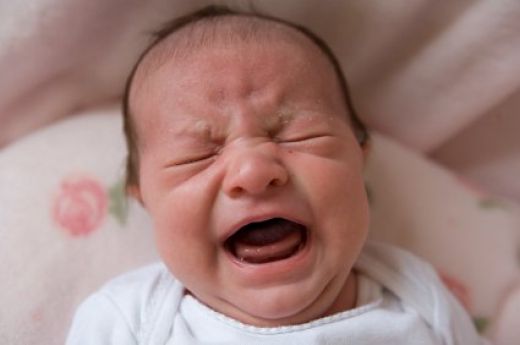 Γιατί κλαίει το μωρό;