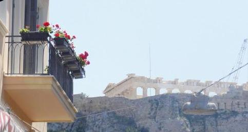 Φωτογραφίστε τα μπαλκόνια της Αθήνας