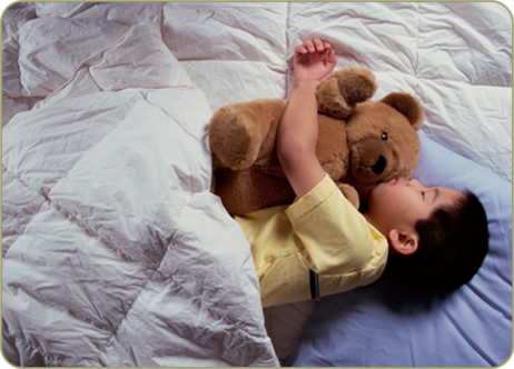 Πώς θα καταφέρετε τα παιδιά σας να κοιμηθούν
