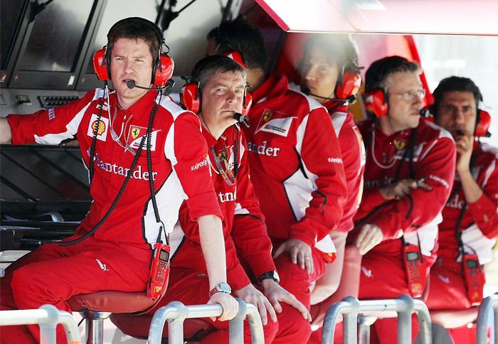 Η Ferrari στο πλευρό των σεισμόπληκτων