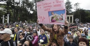 Ξεχειλίζει η οργή για το φόνο μιας μητέρας στην Κολομβία