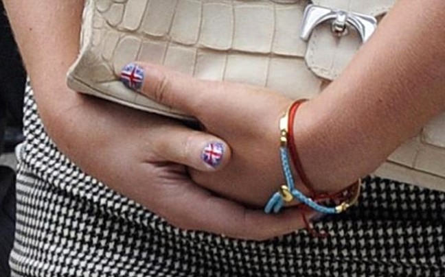 Το πατριωτικό μανικιούρ της πριγκίπισσας